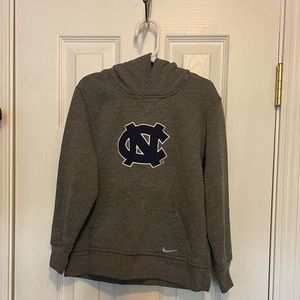 Kid 👦🏻/👧🏻NC Tar Heels Nike☑️Primary Logo Club Pullover Hoodie Sz 6